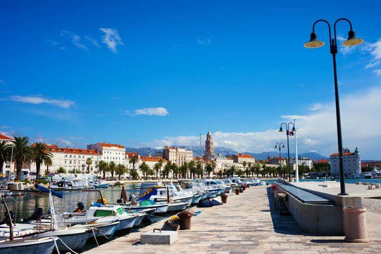Split – schöne Hafenstadt in Dalmatien
